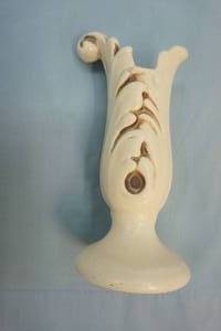 red wing bud vase