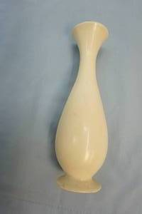red wing bud vase