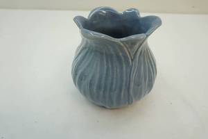 red wing small vase