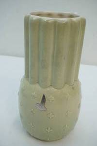 red wing vase