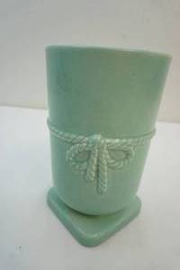 red wing vase