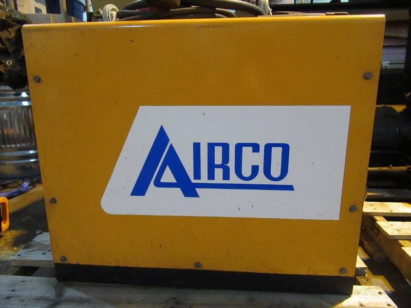 Commerical Grade Shop Equipment + Woodworking and Outdoors KBID