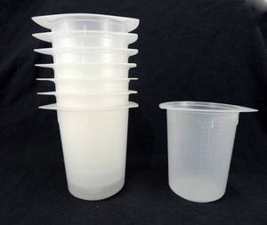Lot of 8 Polypropylene 1000 ML Beakers