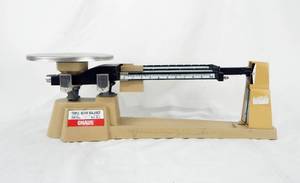 Ohaus 700 Series Triple Beam Balance Scale