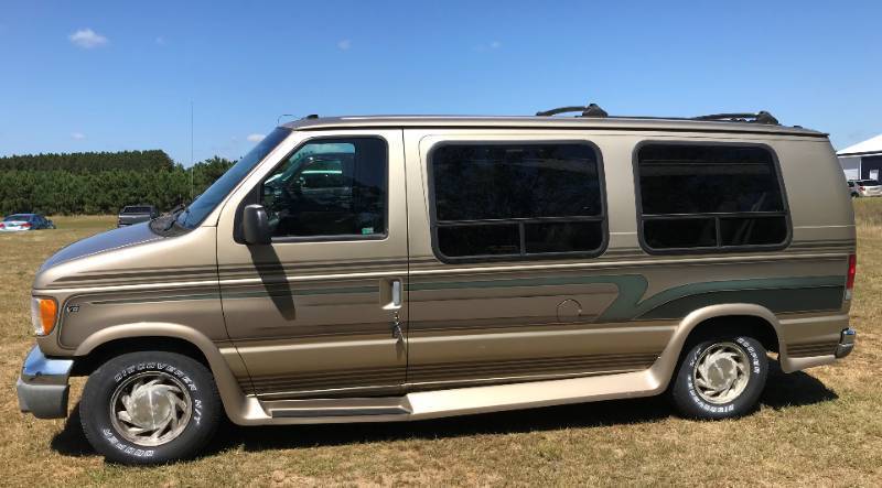 1999 Ford Econoline Waldoch Cargo Van