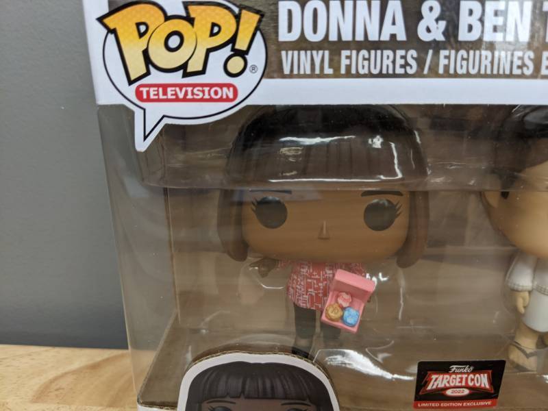 lot 389 image: Brand New Funko POP Parks & Recreation Donna and Ben Treat Yo Self Vinyl Figures 