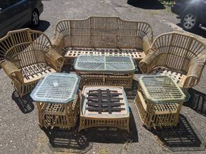 lot 6 image: Ficks Reed Wicker Patio Furniture 7-Piece Set