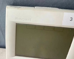 lot 29A image: Honeywell TH8110R1008 Vision Pro 8000 Touch Screen Single Stage Thermostat with Red Link Technology