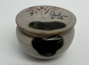 Small Vintage Japanese Pottery Bowl With Lid Signature On Bottom (No Chips Or Cracks) 3 x 2