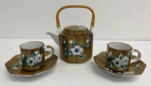 Vintage Japanese Ceramic Tea Poit With Cups And Saucers Never Used Signed By Artist (No Chips Or Cracks) Tea Pot 4 14 x 6 With Bamboo Handle Tea Cups 2 12 x 3 Saucers 5