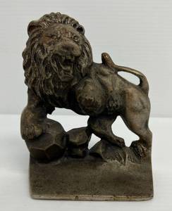Antique Casted Metal Lion Book End 6 x 5