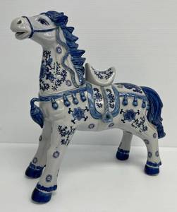 Large Porcelain Blue And White Decorative Horse 15 x 15 x 5 12 (No Cracks Or Chips Present)