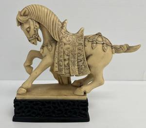Vintage Chinese Tang Dynasty War Horse Figurine Sculpture Made In Italy (No Cracks Or Chips Present) 12 x 11 x 3 12