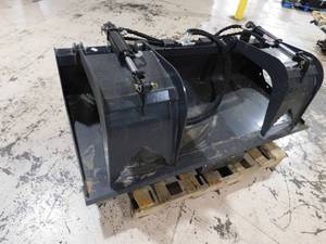 Wolverine 72 Skid Steer Grapple Bucket Attachment