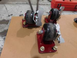 Heavy Duty Locking Caster Wheels with bolts