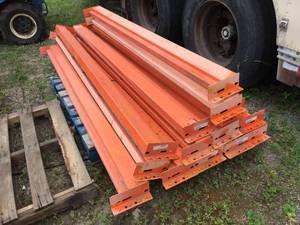 lot 6 image: 14 Pallet Racking Shelf Beams 73