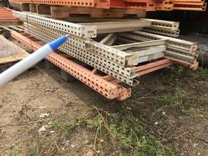 lot 10 image: 4 Pallet Racking End Pcs 48 x 8-6