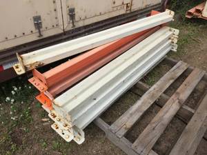 lot 11 image: 8 - 51 Pallet Racking Shelf Beams