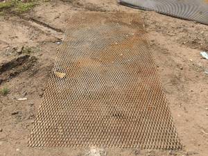 lot 17 image: 1 - 4 x 8 Sheet Diamond Expanded Steel