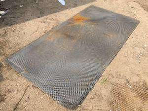 lot 18 image: 5 - 4 x 8 Sheets Diamond Expanded Steel