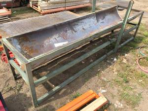 lot 31 image: Heavy Duty Work Table with Center Trough