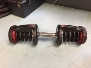 lot 58 image: Bowflex SelectTech Dumbbell