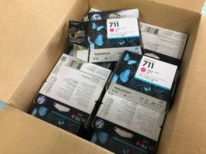 lot 60 image: 18pc HP DesignJet 711 Printer Ink Cartridges - Magenta
