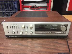 lot 82 image: Vintage Mitsubishi DA-R25 Stereo Receiver