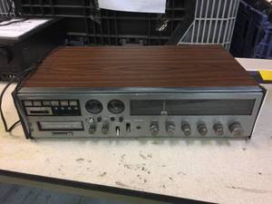 lot 87 image: Vintage Panasonic RE-8140 Stereo - 8 Track Player