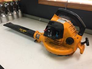 lot 103 image: Poulan Pro 200mph Gas Blower