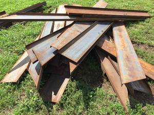 lot 114 image: Approx 25 Pc Steel Channel 10 x 1 34 x 18 Thick