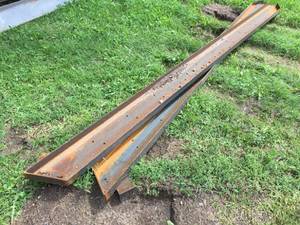 lot 121 image: 2 Pc Steel Channel 8 x 2 12 x 316 Thick