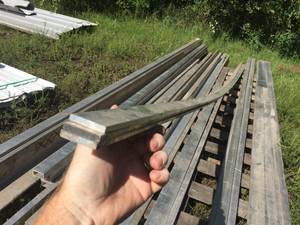 lot 138 image: 3 Pc Aluminum Bar
