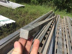 lot 143 image: 1 Pc Aluminum Bar 1 x 1 x 12