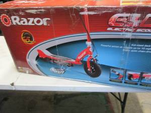 Razor E100 12V Electric Scooter � ...