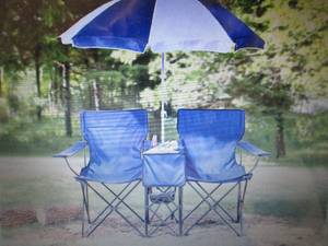 Folding Chair Set with Table and Um...