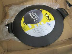 Cast Iron Pizza Pan- one handle bro...