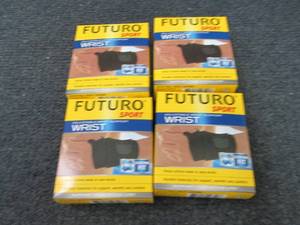 4- FUTURO Sport Wrist Support Adjus...