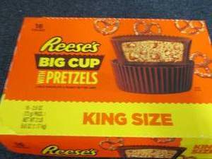 16 -2.6 oz Reeses Big Cup with Pre...