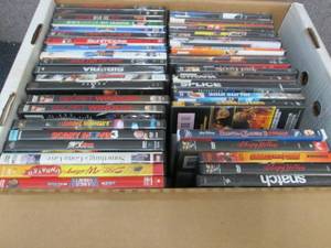 40 Random DVD Movies( Case & Disc d...