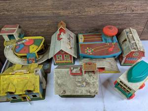 lot 317 image: Vintage Fisher Price Toys - Barn, (2) Schoolhouses, Family Camper, Airport, Parking Ramp, Family House