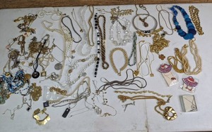 lot 303 image: Gorgeous Costume Jewelry Many Necklaces and Bracelets