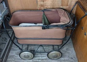 lot 248 image: Antique Mahr-Bufton Co. Moto-Ride Baby Carriage Model 1640-K