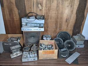 lot 292 image: Mixed Lot of Vintage Stereo Equipment and Electronics Vintage Toaster, Speaker and Woofer Parts, Electro Battery Charger and More