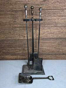 lot 332 image: Black Iron Fire Place Tools and Base Set of 5