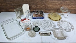 lot 209 image: Collection of Glass and Crystal Bakeware (Pyrex), Serving Dishes, Ash Trays, Candle Holders and More