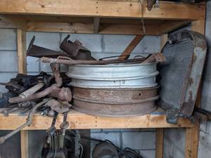 lot 122 image: Assortment of Dodge Vehicle Parts