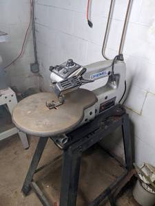 lot 102 image: Dremel 16 Variable Speed Scroll Saw