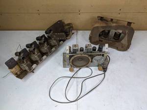 lot 342 image: Vintage Radio Parts