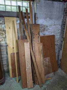 lot 179 image: Large Collection of Scrap Wood